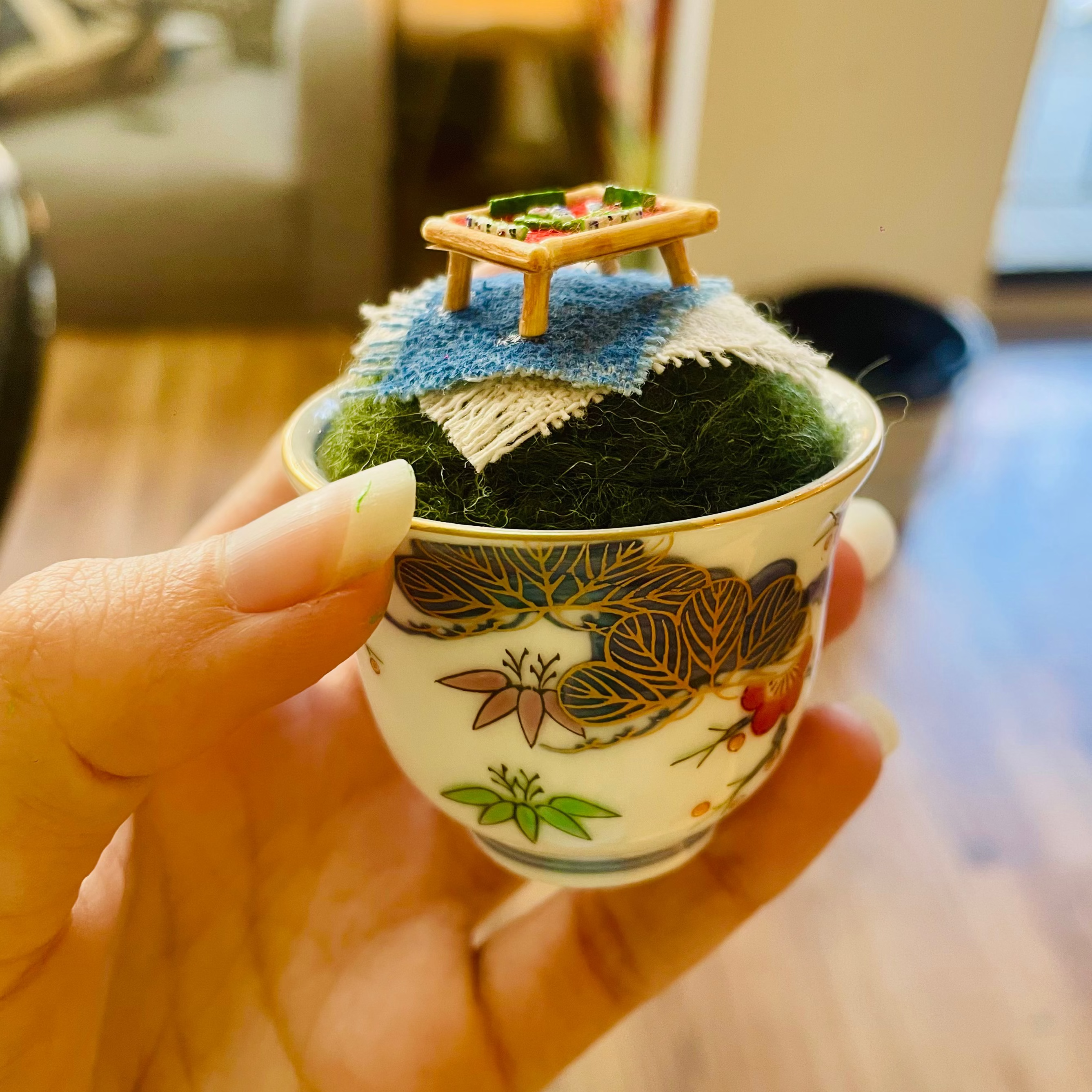 Miniature Picnic Mahjong Table